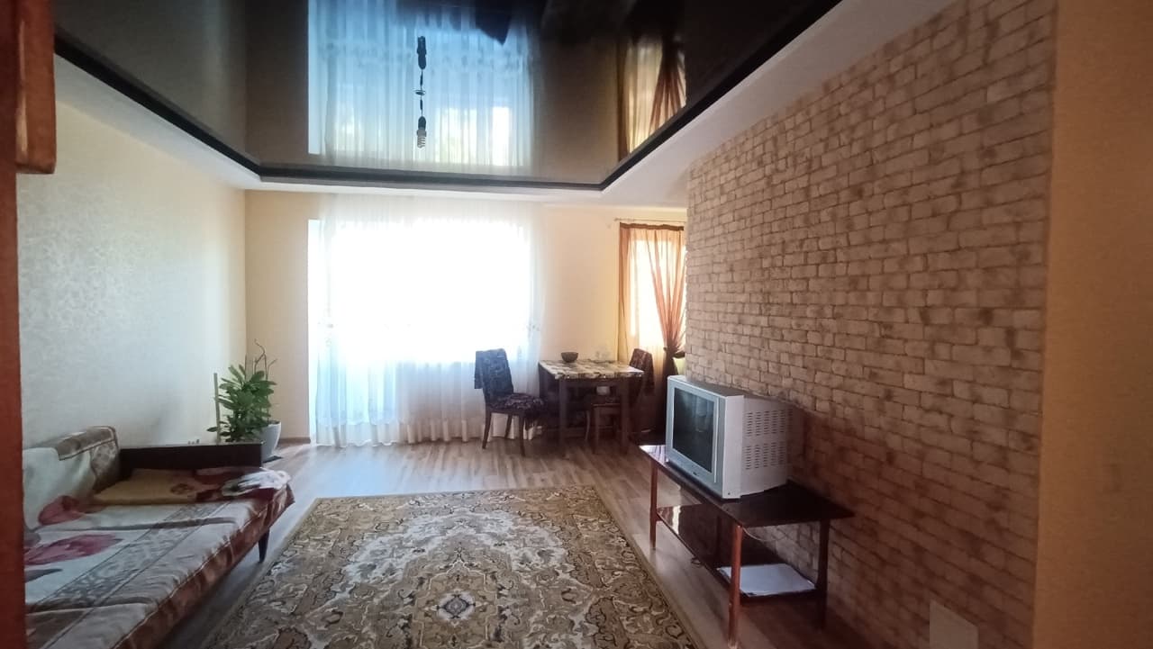 2-х комнатная квартира, ЦГР ул. Остапенко д. 40