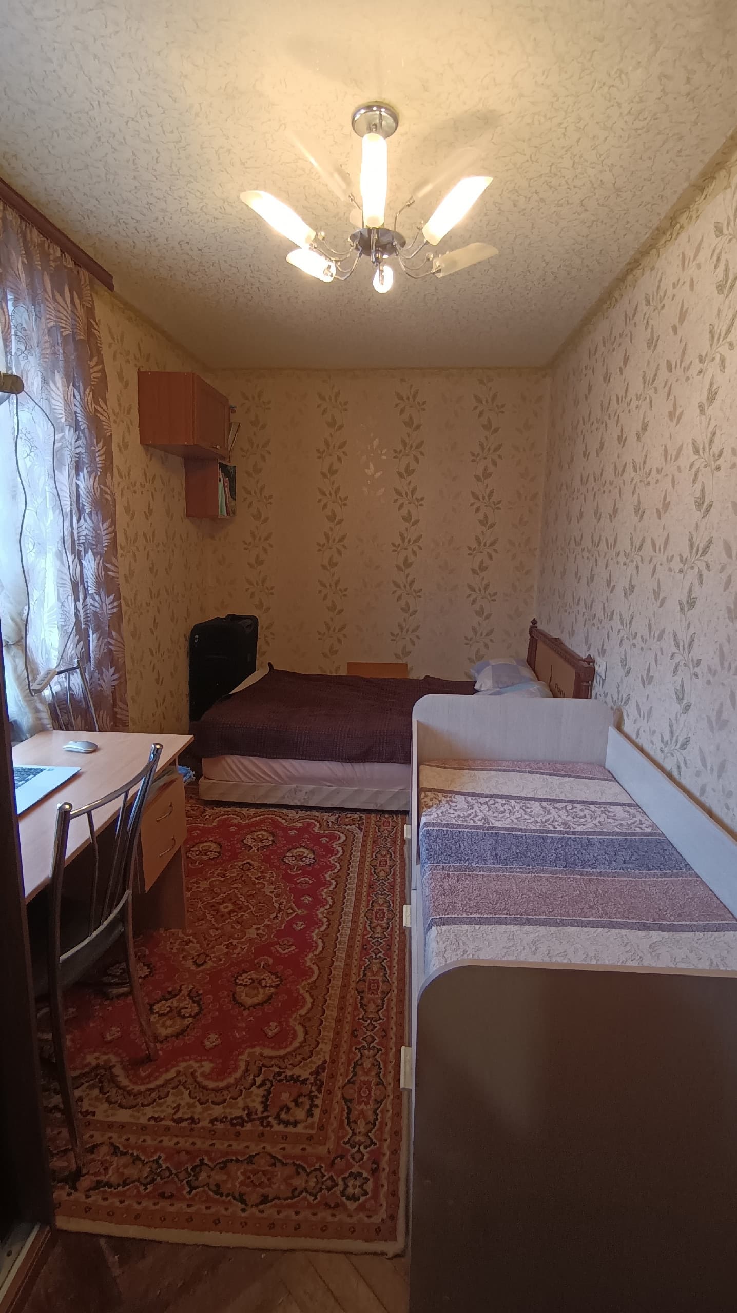 2-х ком. кв-ра, ул. Кирова 8, 4/5, р-н Собора