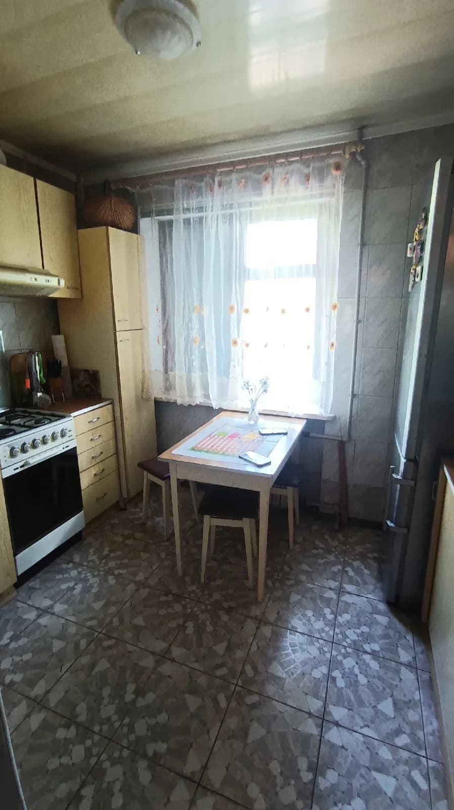 3-х ком. кв-ра, ул. Красношапки 42, 2/5, 245 кв-л